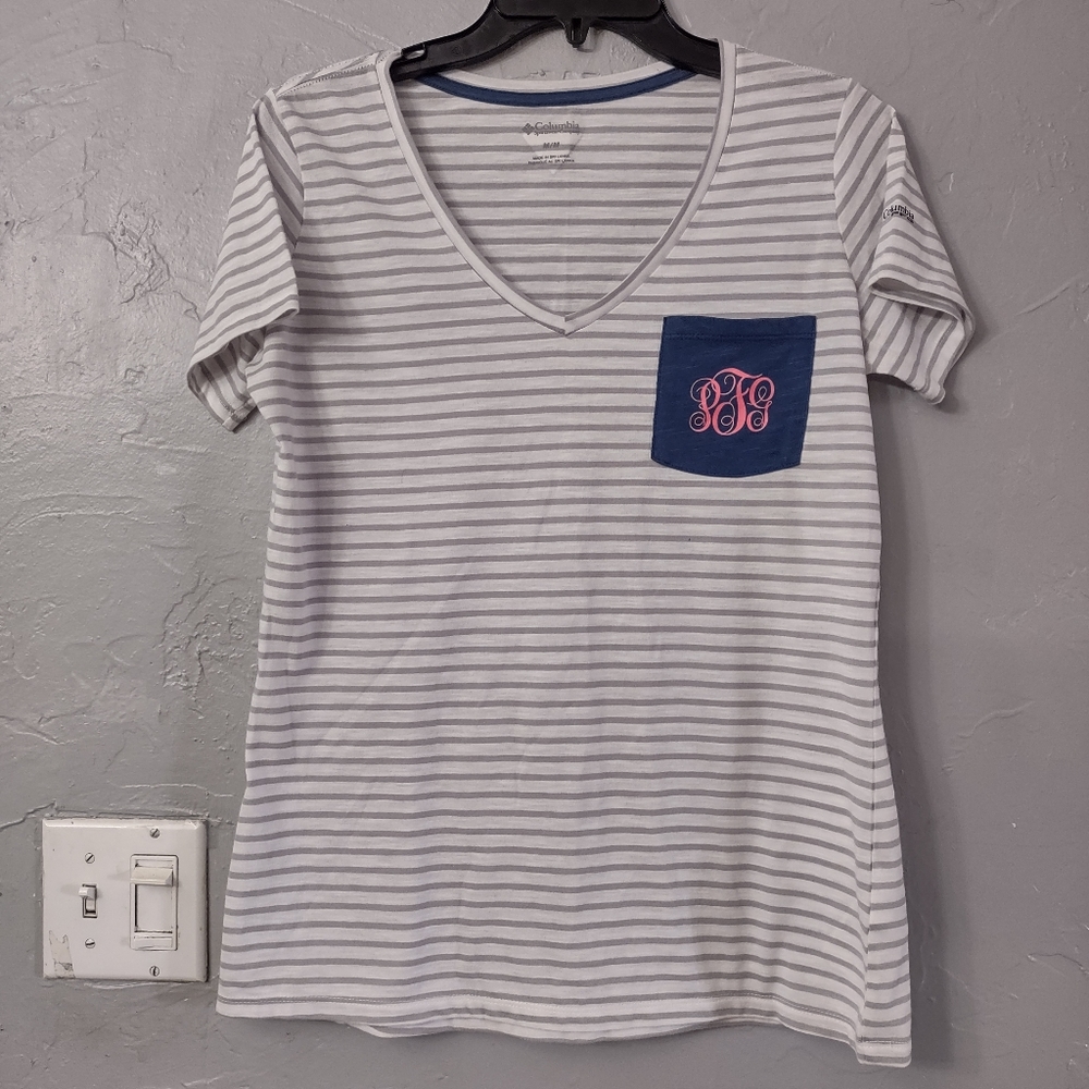 Columbia shirt blouse for women size M in excellent condition